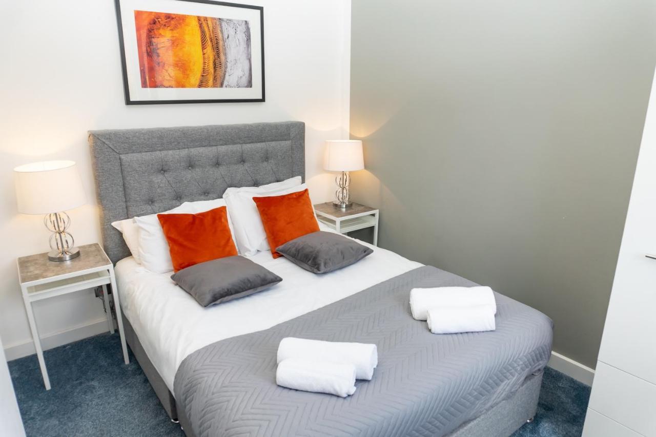 Inspiration By Olauda Sa - 3 Bed House With Free Parking Apartment *
