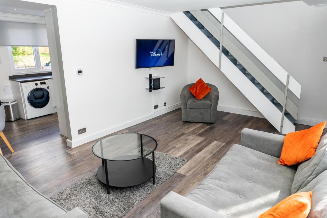 Apartment Inspiration By Olauda Sa - 3 Bed House With Free Parking *